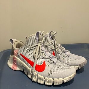 Nike Metcon Size US 7 Women. VGUC